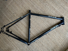 54cm Genesis Croix De Fer 725
