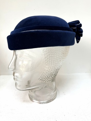 Vintage women statement navy - statement,