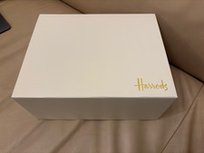  HARRODS gift magnetic box 27