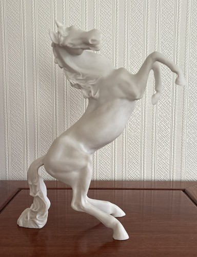 Vintage horse alabaster statue - vintage,