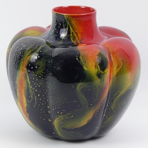 Stunning royal doulton sung - stunning,