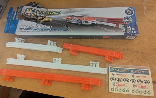 Scalextric crash barriers with - barriers,