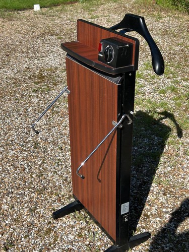 Corby trouser press - trouser, c1