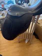 Black Country GP Saddle M 17