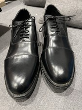 Samuel Windsor Black Leather