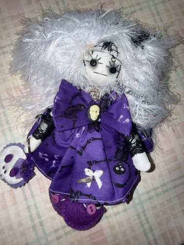 Artist hand made - gothic, girls