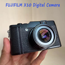 FUJIFILM X10 12MP Digital