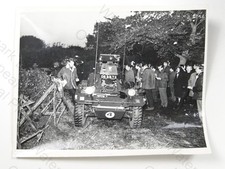 Siege Gunman Defies Troops