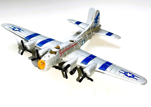 Maisto tailwinds boeing - boeing, flying