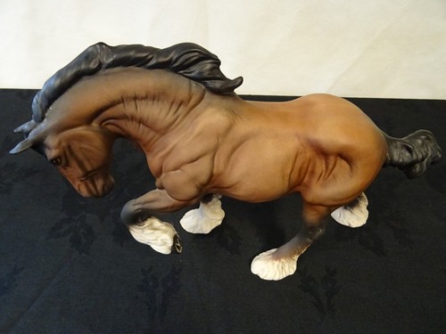 Beswick spirit earth large - of,