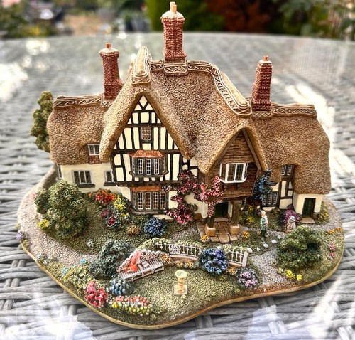 Lilliput lane country living - lane,