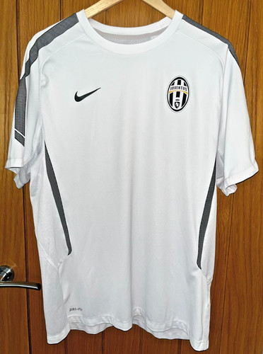 Juventus 2010 2012 - nike, drifit