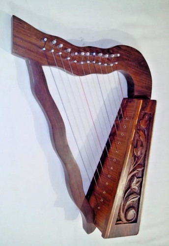 Irish harp string - cc,