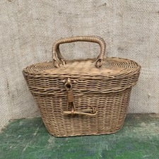 Small Wicker Basket With Lid