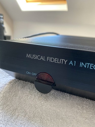 Musical fidelity integrated - fidelity,