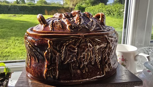 Large portmerion game pie - large,