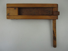Vintage wooden ratchet noise - ratchet,