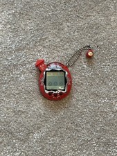 Tamagotchi Connection V5 Red
