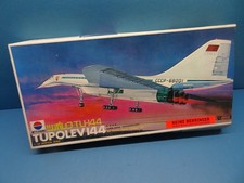 1/132 NITTO (1973) : Airliner Tupolev TU-144 (1 Decal Options)