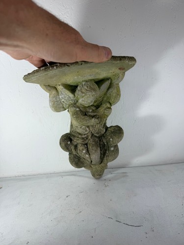 Corner corbel shelf - corbel,