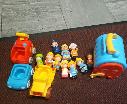 Elc happyland people figures - happyland,