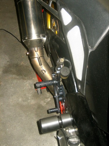 Aprilia rsv mille - /, r/