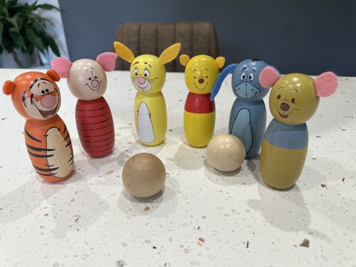 Winnie the pooh - &, friends
