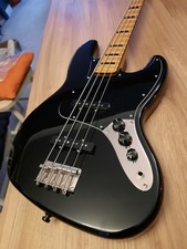 Squier Classic Vibe 70's Jazz  Bass