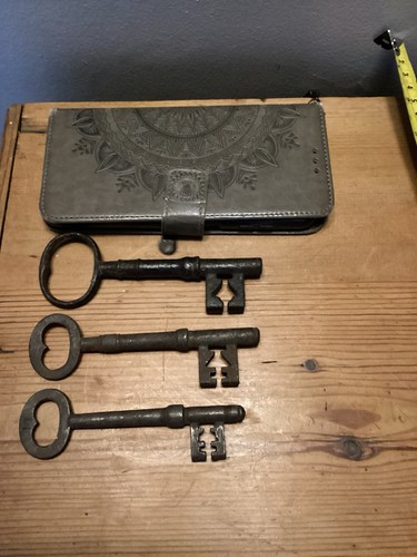 Very large old vintage - 3, old,