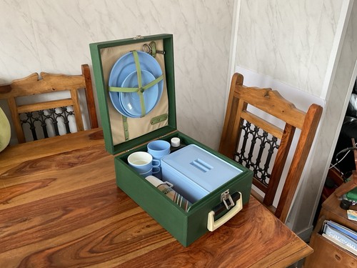 Genuine 1960s vintage - genuine, picnic