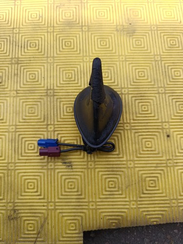 2006 for saab - shark, fin