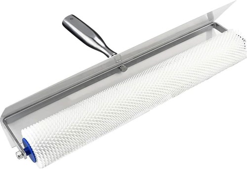 Self leveling spiked roller - leveling,
