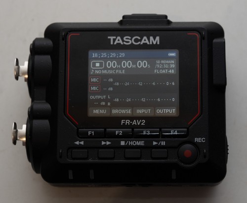 Tascam av2 compact - tascam, fr-av2