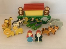 Vintage Wooden Coloured Noah's