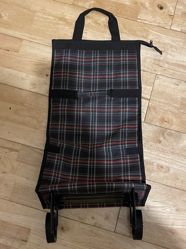 Foldable shopping trolley - foldable,