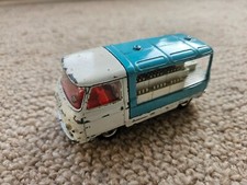 P736-CORGI TOYS No466 CO-OP COMMER 3/4 TON CHASSIS MILK FLOAT