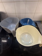 Set of 3 Jug Style mixing