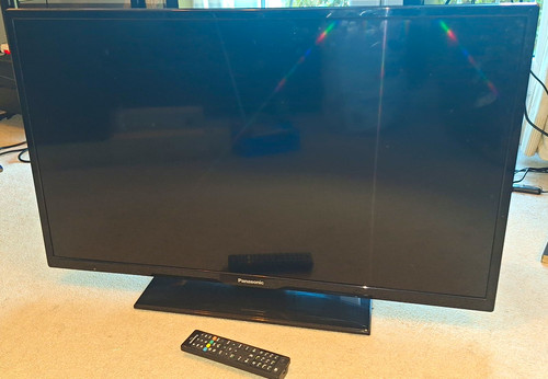 Panasonic 32c300b 32in - panasonic,