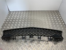 2013 MERCEDES BENZ C CLASS W204 FRONT BUMPER LOWER GRILLE GENUINE A2048850853