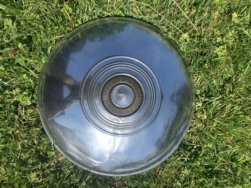 Vintage hub cap inch - hub, 10