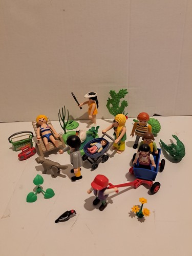 Huge playmobil family - huge,