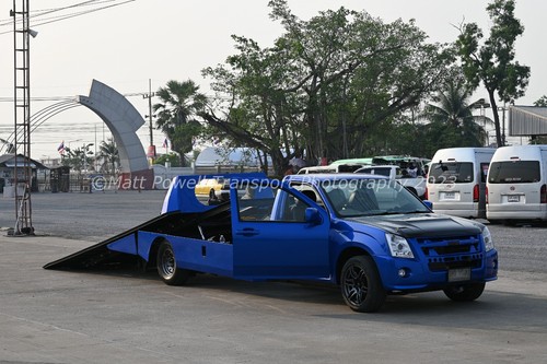 Truck photo 12x8 isuzu - 12x8, max
