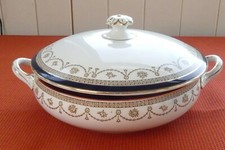 Newport Pottery Co Ltd  Lidded