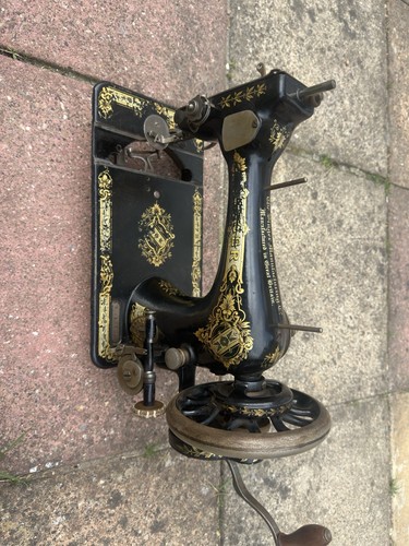 Antique singer sewing machine - antique,