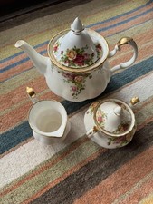 Royal Albert Old Country Roses