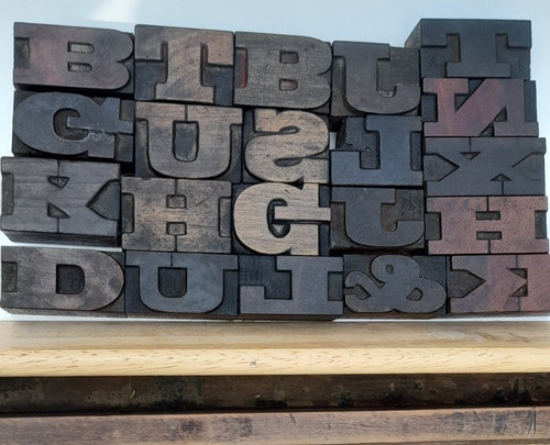 Wooden letterpress type small - wooden,