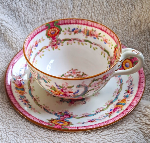 Cauldon ceramic floral tea cup - floral,