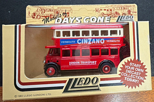 Lledo london transport red - london,