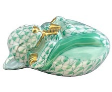 New Herend Hungary Mouse Sleeping Green Fishnet 1s Ed. Figurine Whimsical 15596