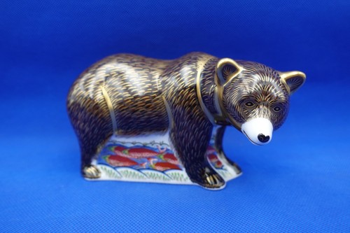 Royal crown derby - derby, grizzly
